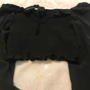 Long sleeve cropped top